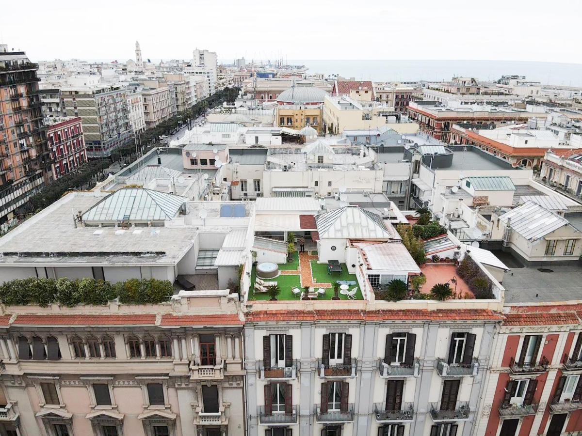 Apartamento Apulialux Private 100Mq Rooftop Oasis W Jacuzzi Bari Exterior foto