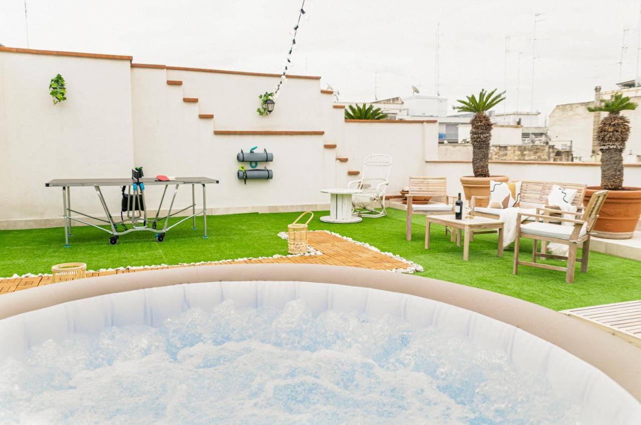 Apartamento Apulialux Private 100Mq Rooftop Oasis W Jacuzzi Bari Exterior foto