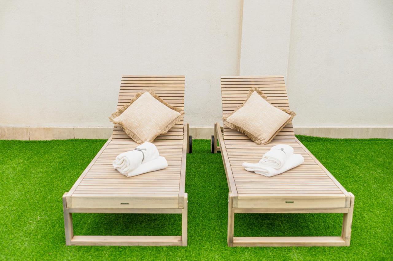 Apartamento Apulialux Private 100Mq Rooftop Oasis W Jacuzzi Bari Exterior foto